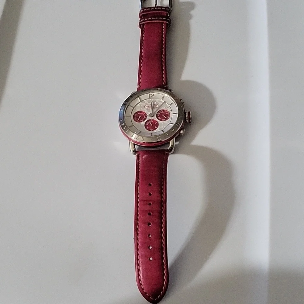 Coach Watch - Picture 1 of 6